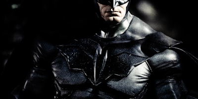 科幻剧《基地》第二季海报，银河帝国史诗